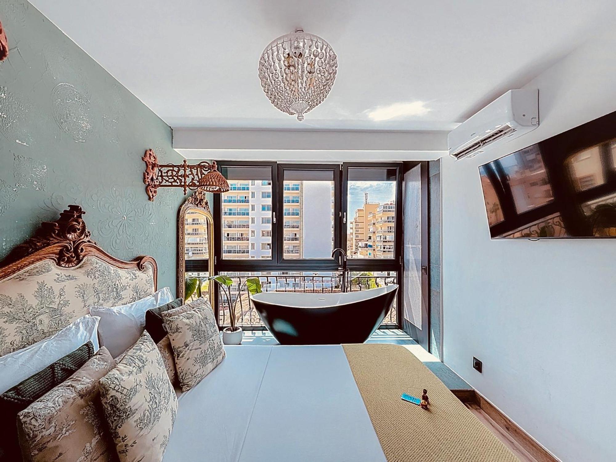 Alhambra Deco Homtels Apartment Torremolinos Exterior photo